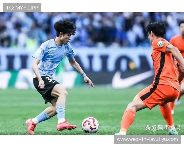 精彩纷呈的中超季后赛激烈角逐中，中超季军之战